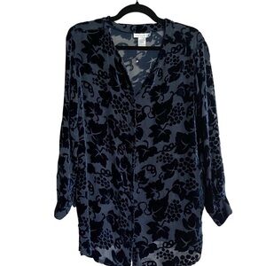 White House Black Market Dark Blue and Black Patterned Blouse